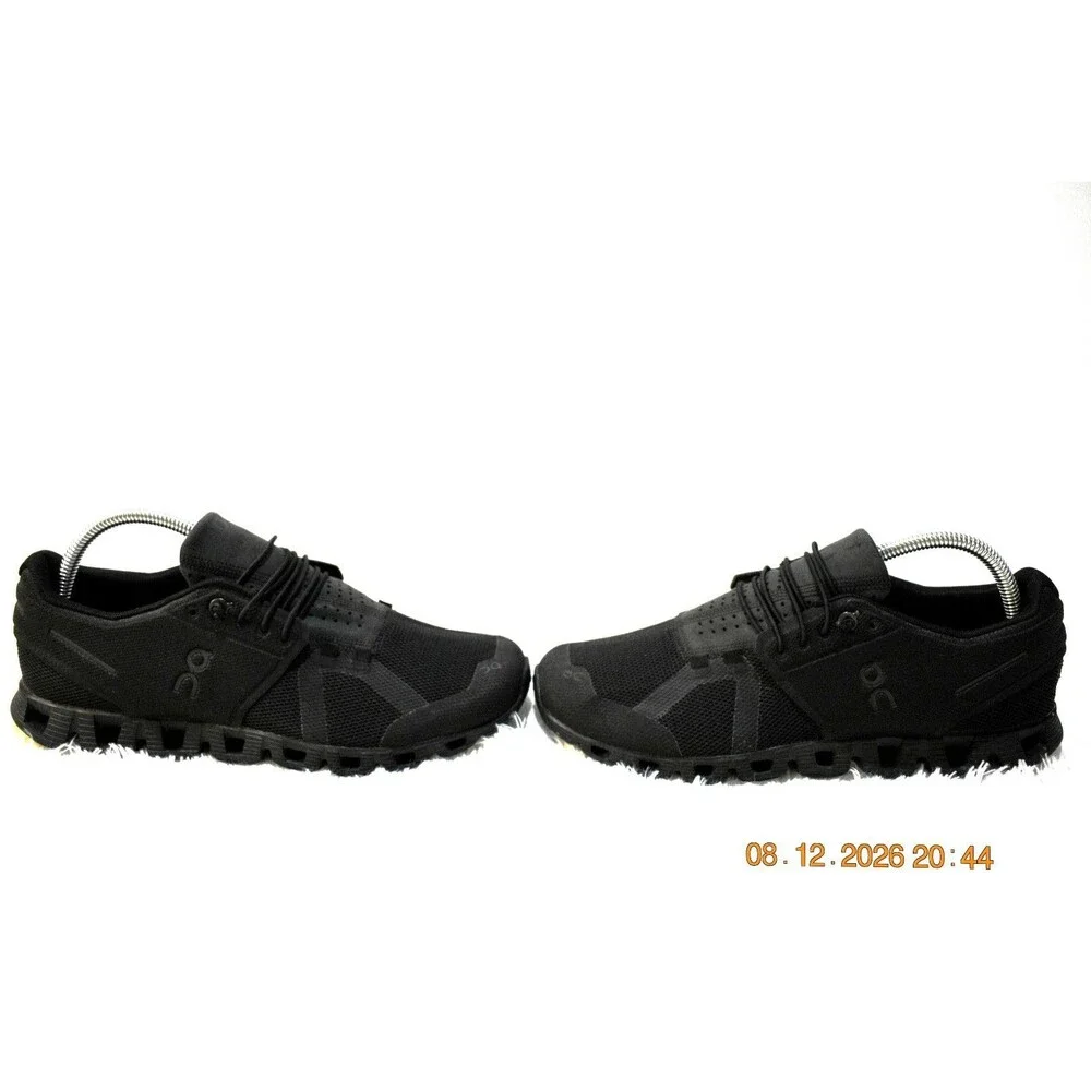 On Cloud 5 Black Light Weight Athletic Walking Running Shoes - Women's Size 9